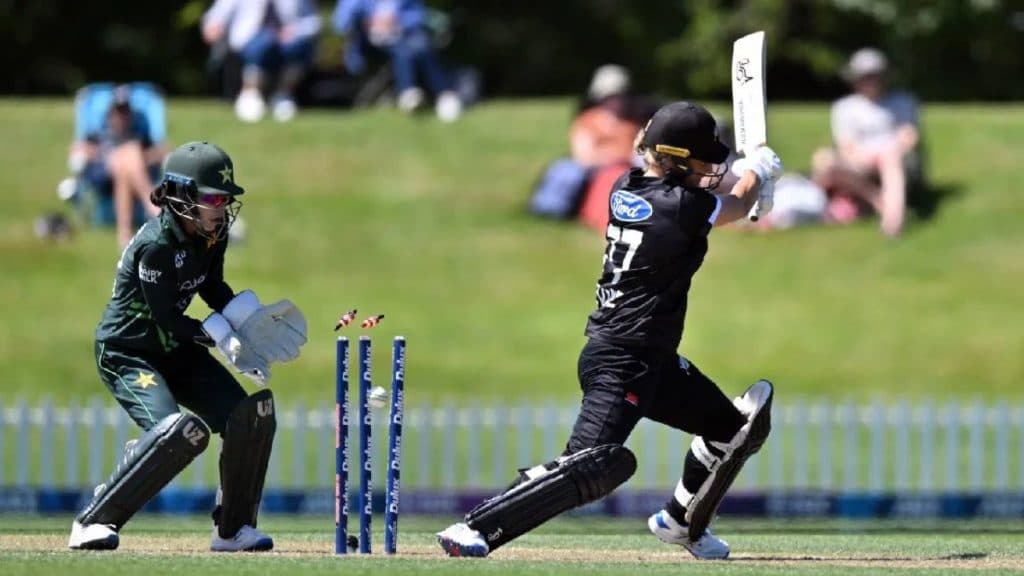 Pakistan Women’s Thrilling Super Over Victory Against New Zealand Women in NZW vs PAKW Showdown