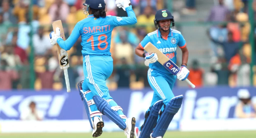 IND vs SA: Harmanpreet-Smriti century, South Africa chase 326 runs