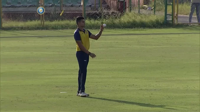 Arjun Tendulkar Shines with 9 Wickets in Karnataka Tournament
