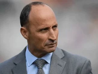 Nasser Hussain's Humorous Fall in Commentary Box