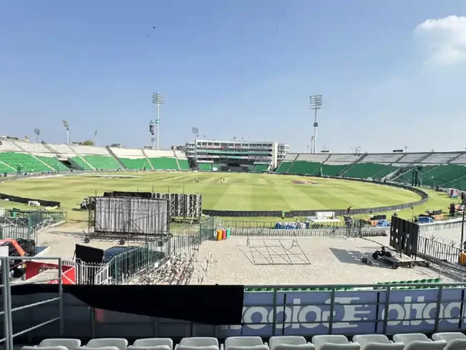 PK-W vs SA-W Dream11 Prediction 3rd ODI 2025 Gaddafi Stadium